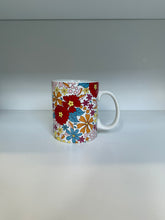 Load image into Gallery viewer, Groovy Floral Mug