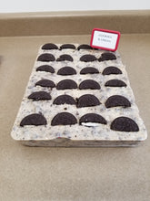 Load image into Gallery viewer, Cookies &amp; Cream Fudge (1/2 Pound)