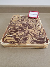 Load image into Gallery viewer, Tiger Butter Fudge 2